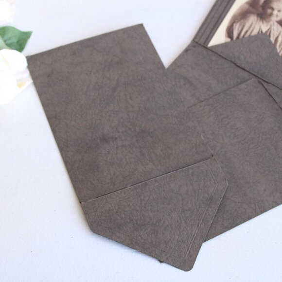 Vintage 1920s Photograph, Black And White Sepia Portrait Photo of A Lady, Woman - Picture 7 of 11